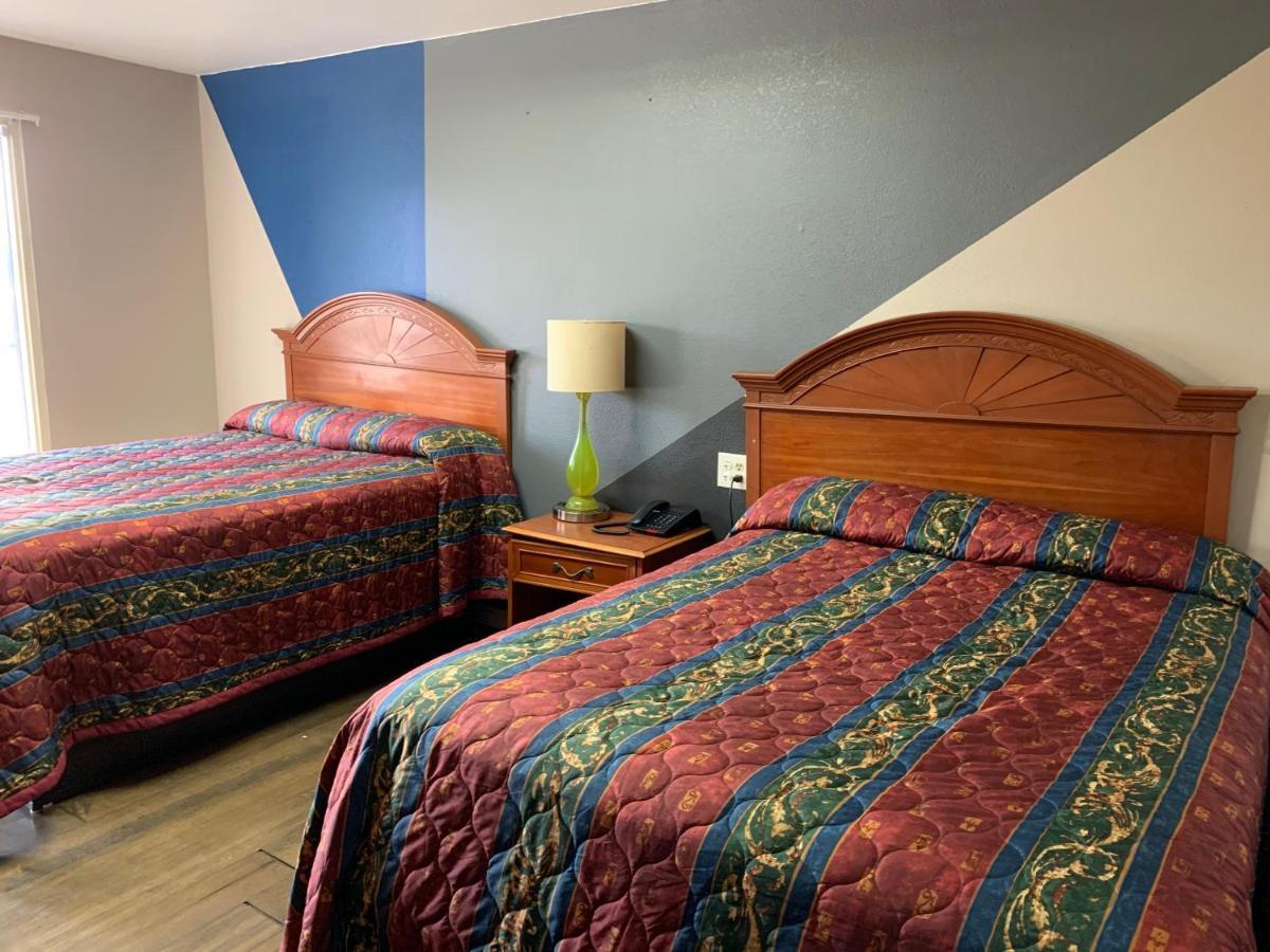 Royal Inn&Suites Knoxville Bagian luar foto